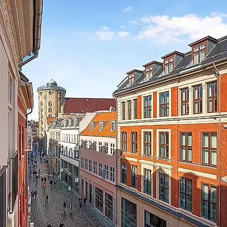 Fantastic Four-bedroom Centrally Located With A Roof Terrace